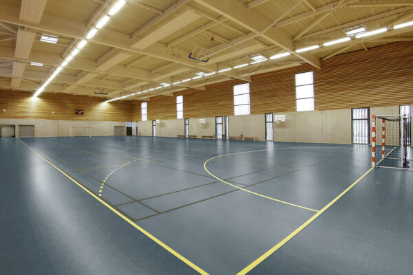 Wykładzina sportowa do sali gimnastycznej Tarkett Omnisports Reference Multi use Concrete Deep Blue
